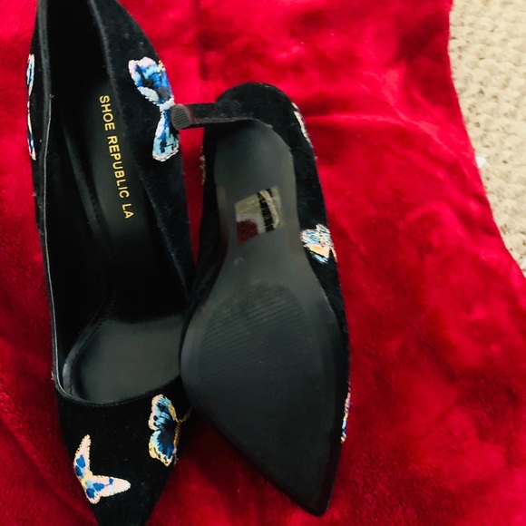 Shoes - Picture 3 of 3